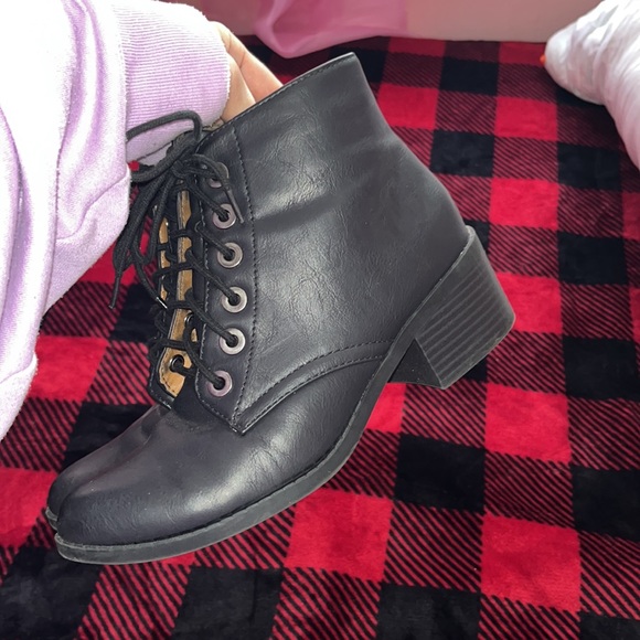 Heeled Booties - Picture 9 of 9